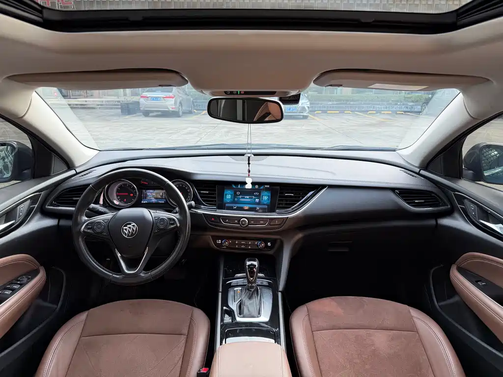Buick Regal — миниатюра 5