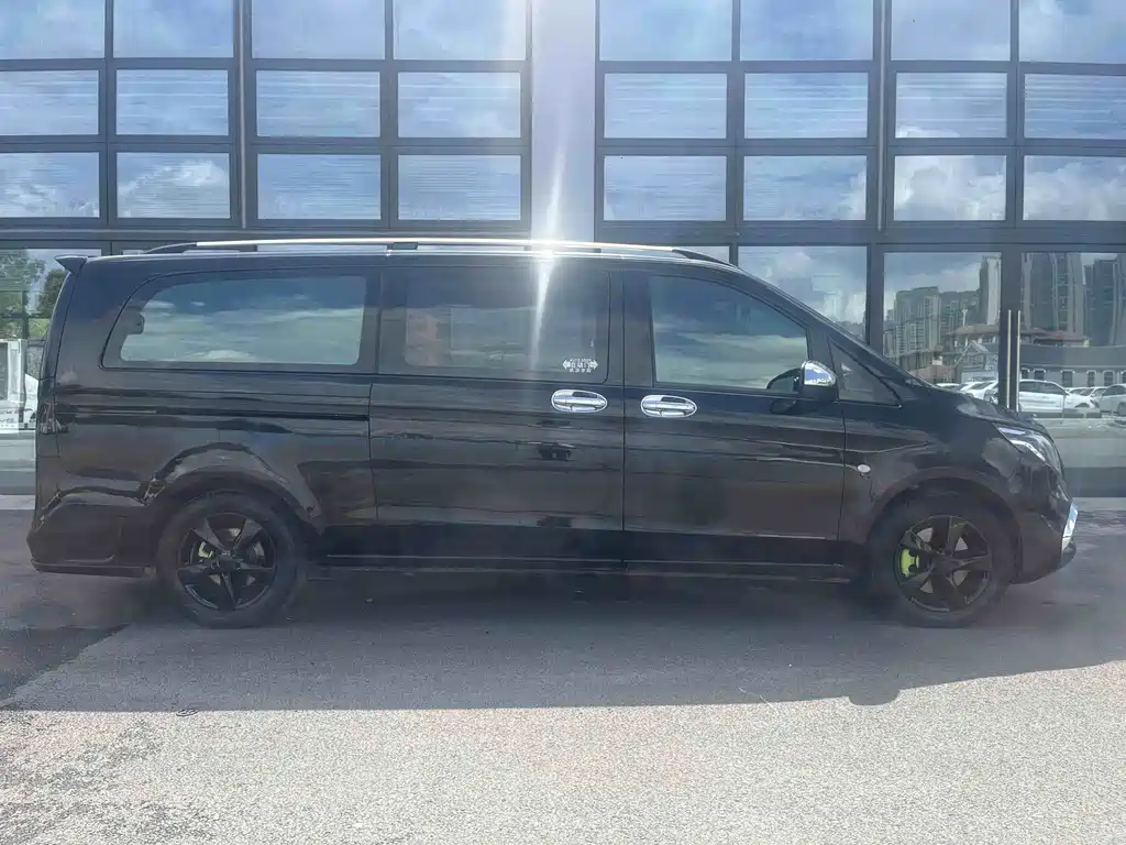 Mercedes-Benz Vito — миниатюра 10