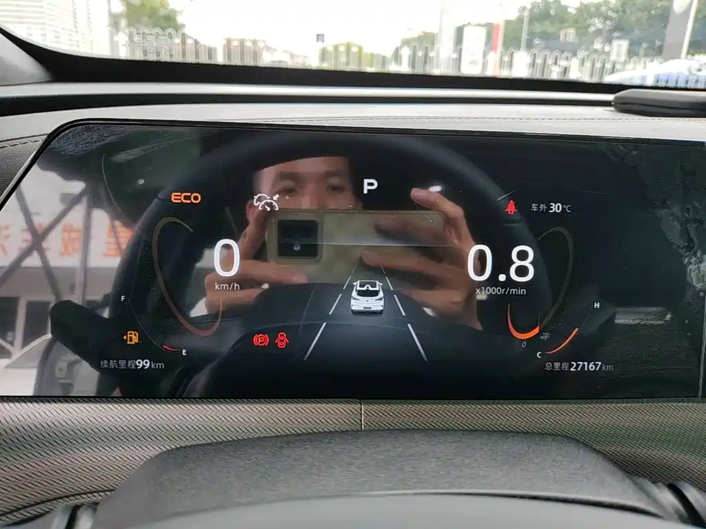 Changan UNI-T — миниатюра 12