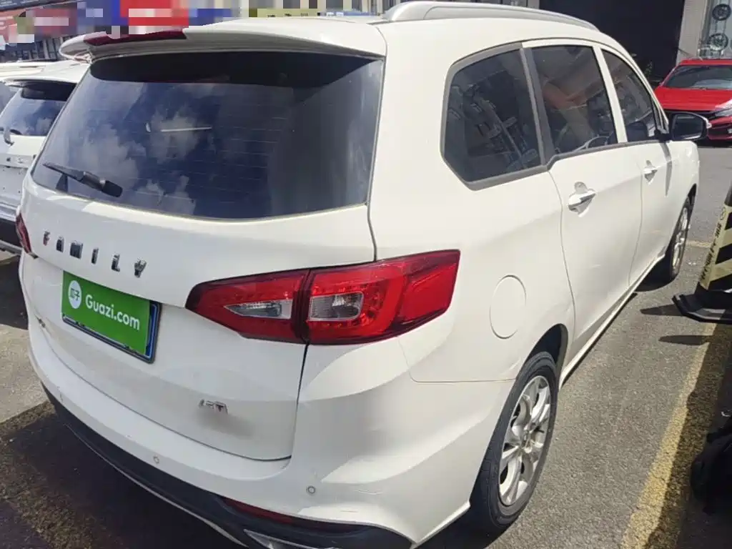 Haima Familia F7 — миниатюра 7
