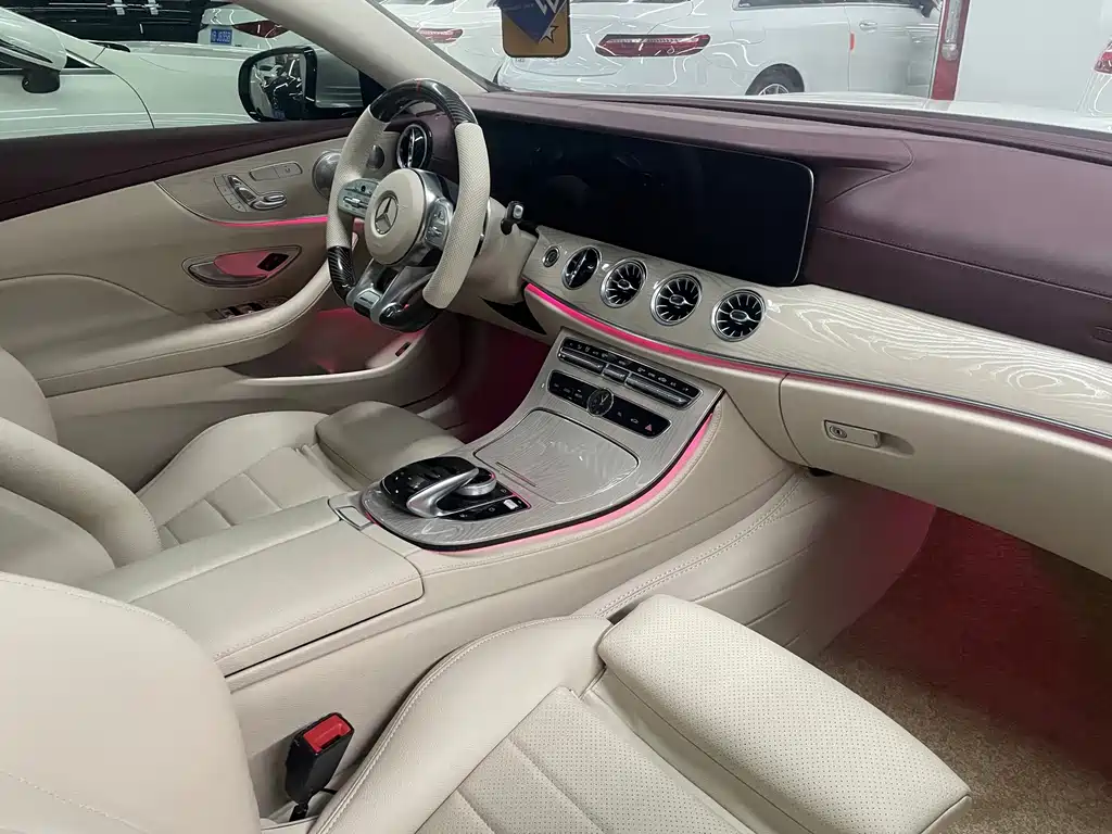 Mercedes-Benz E-Class (Import) — миниатюра 5
