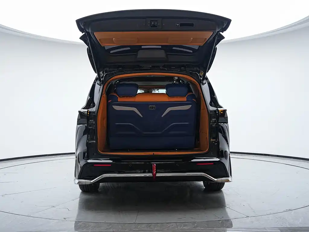 Toyota Sienna — миниатюра 24