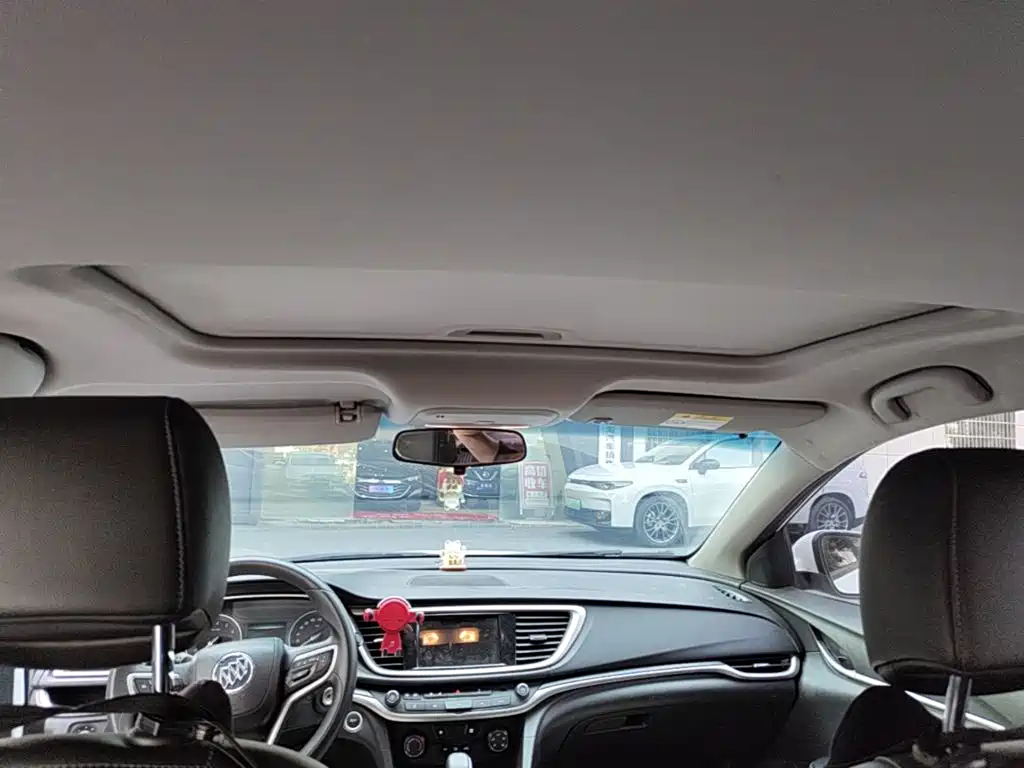 Buick Excelle — миниатюра 18