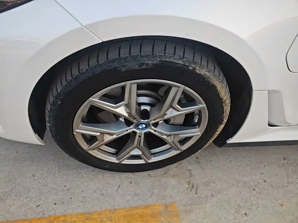 BMW i3 — миниатюра 23