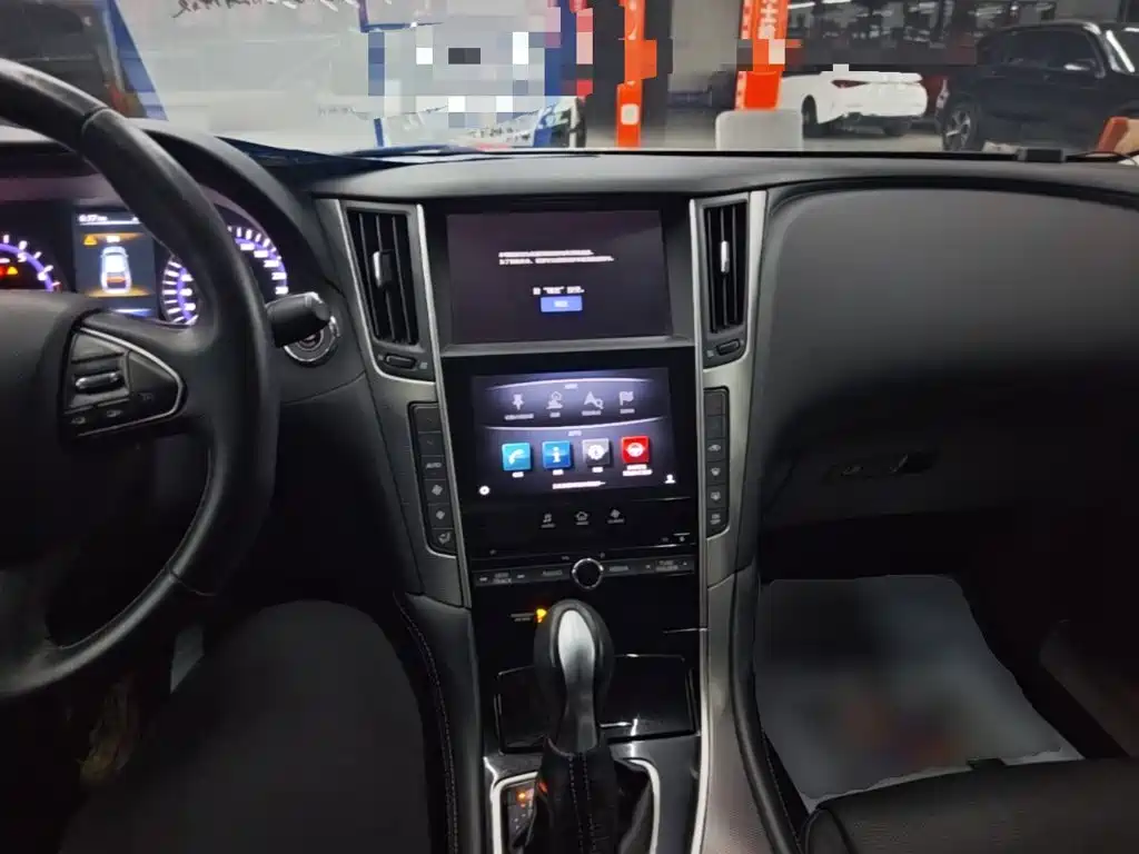 Infiniti Q50L — миниатюра 10