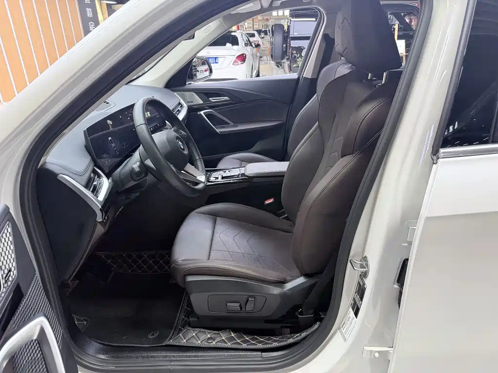 BMW X1 — миниатюра 15