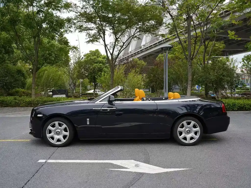 Rolls-Royce Dawn — миниатюра 2