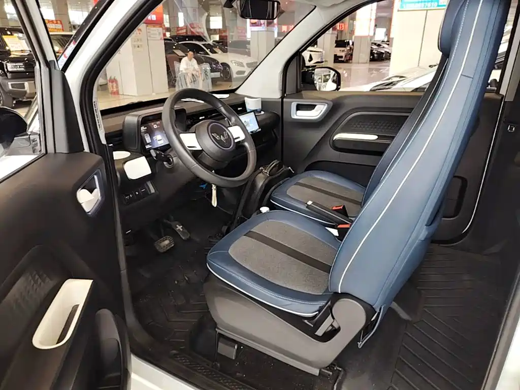 Wuling MINIEV — миниатюра 15