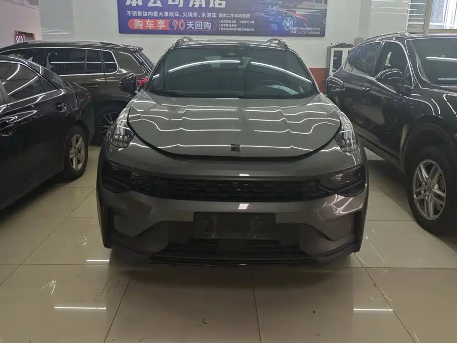 Lynk & Co 01 — миниатюра 2
