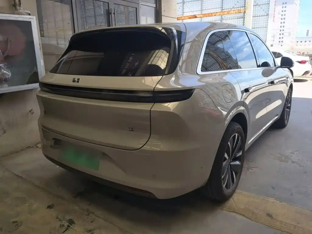 Li Auto L6 2025 Pro