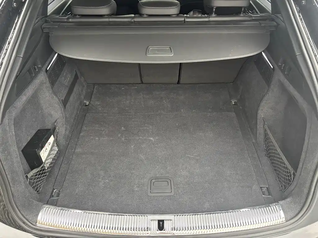 Audi Q5L Sportback — миниатюра 17