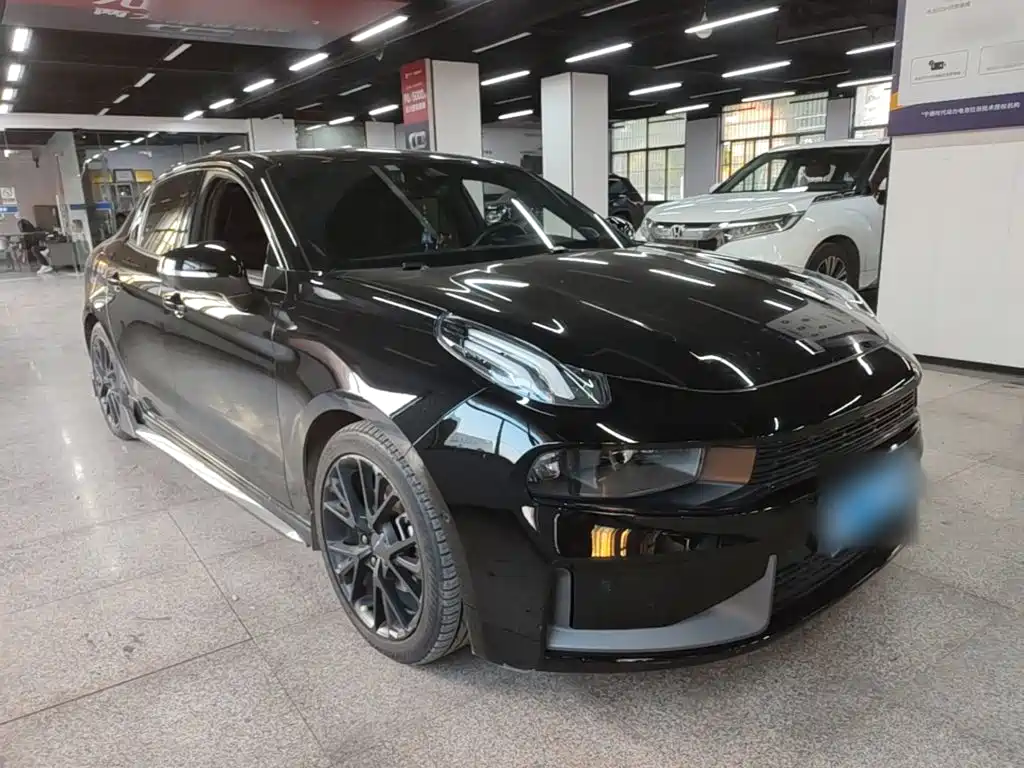 Lynk & Co 03 — миниатюра 4