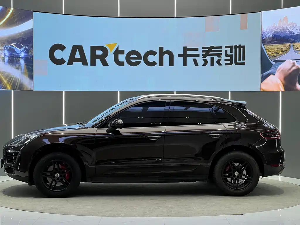 Porsche Macan — миниатюра 16