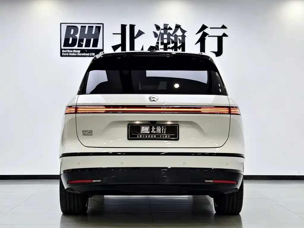 NIO ES8 — миниатюра 4
