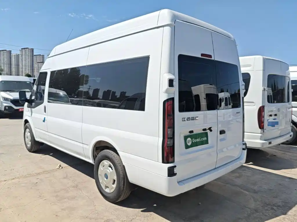 JMC JMC Fushun — миниатюра 5