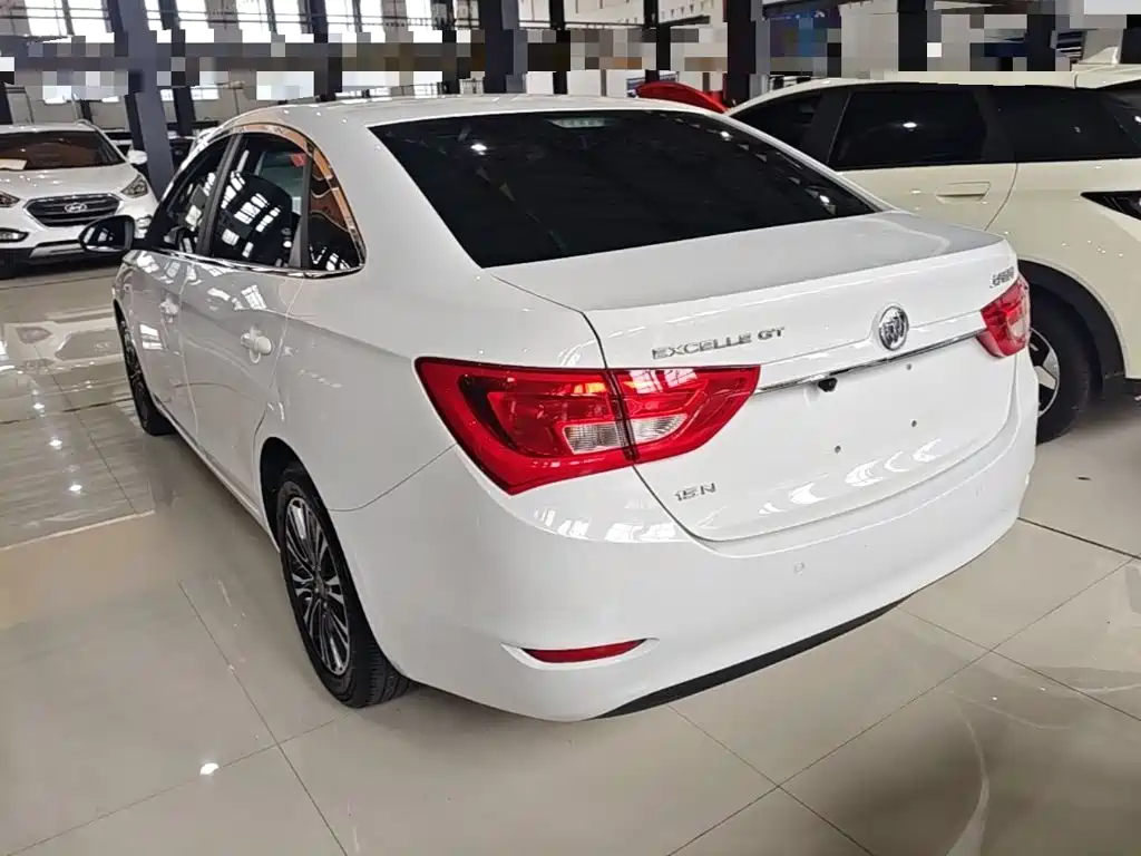 Buick Excelle — миниатюра 5