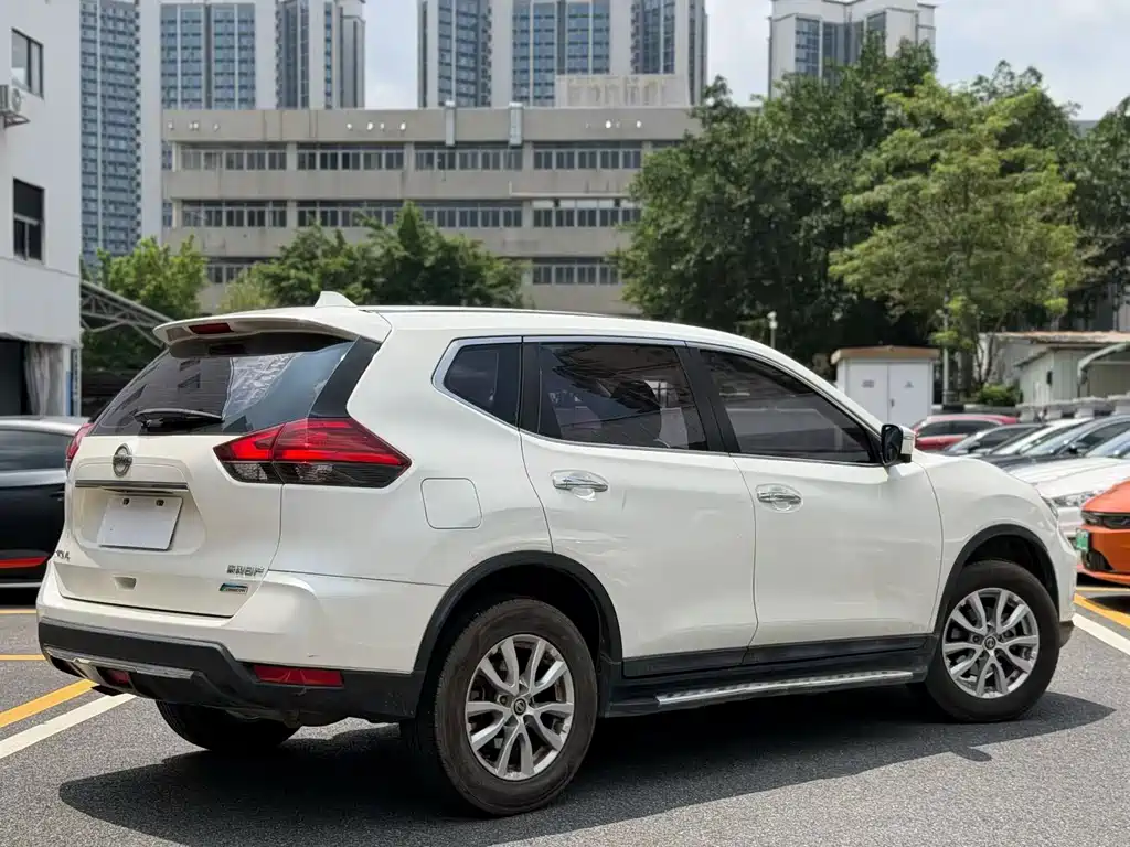 Nissan X-Trail 2.0L CVT Comfort Edition 2WD, фото 12