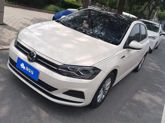 VOLKSWAGEN POLO 2021