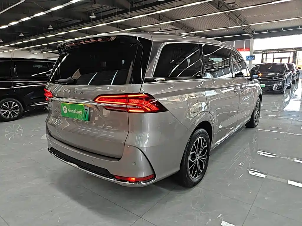 Roewe iMAX8 New Energy — миниатюра 7