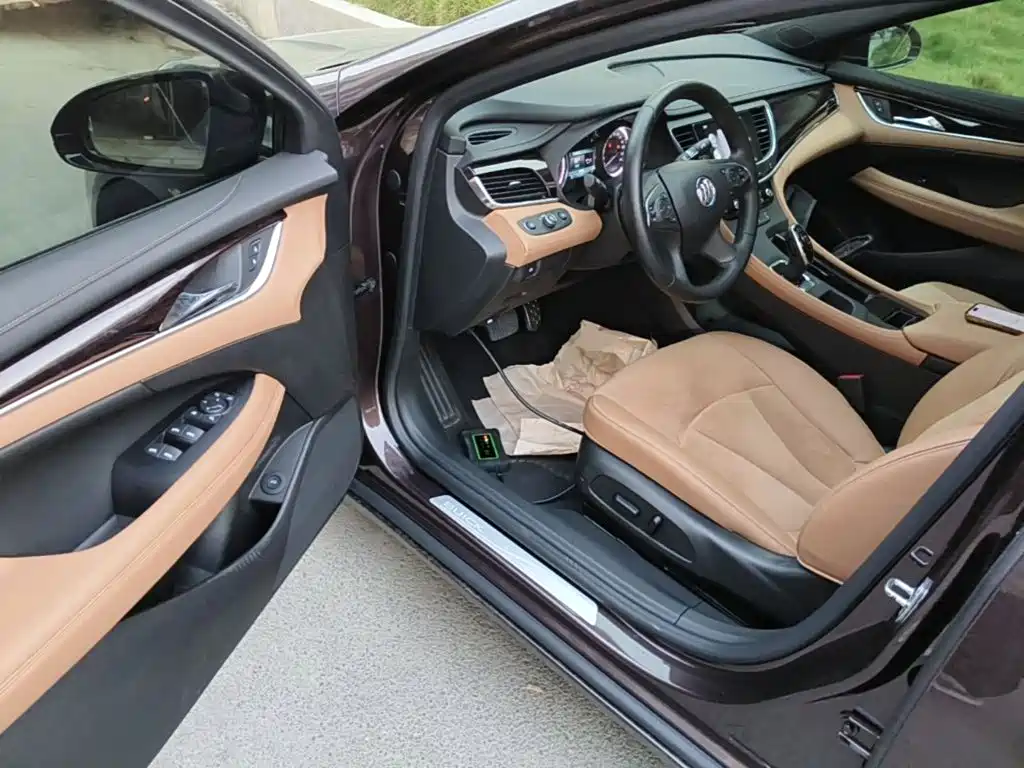 Buick LaCrosse — миниатюра 16
