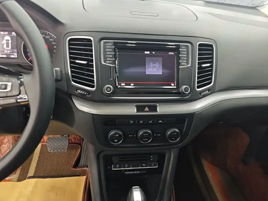 Volkswagen Sharan — миниатюра 13