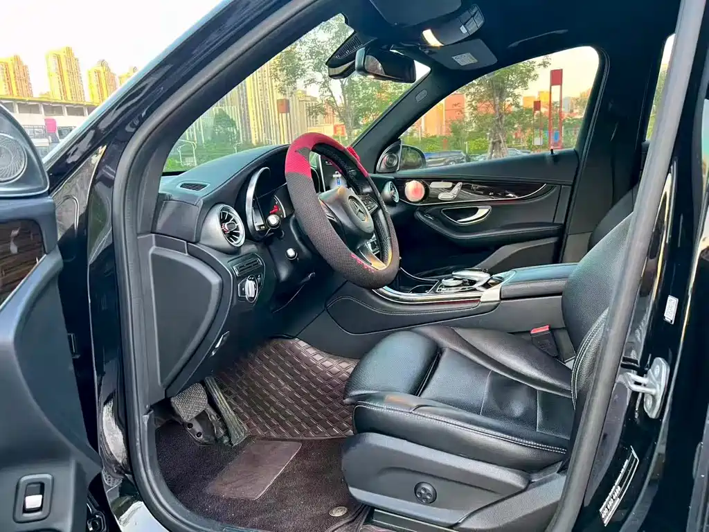 Mercedes-Benz GLC — миниатюра 7