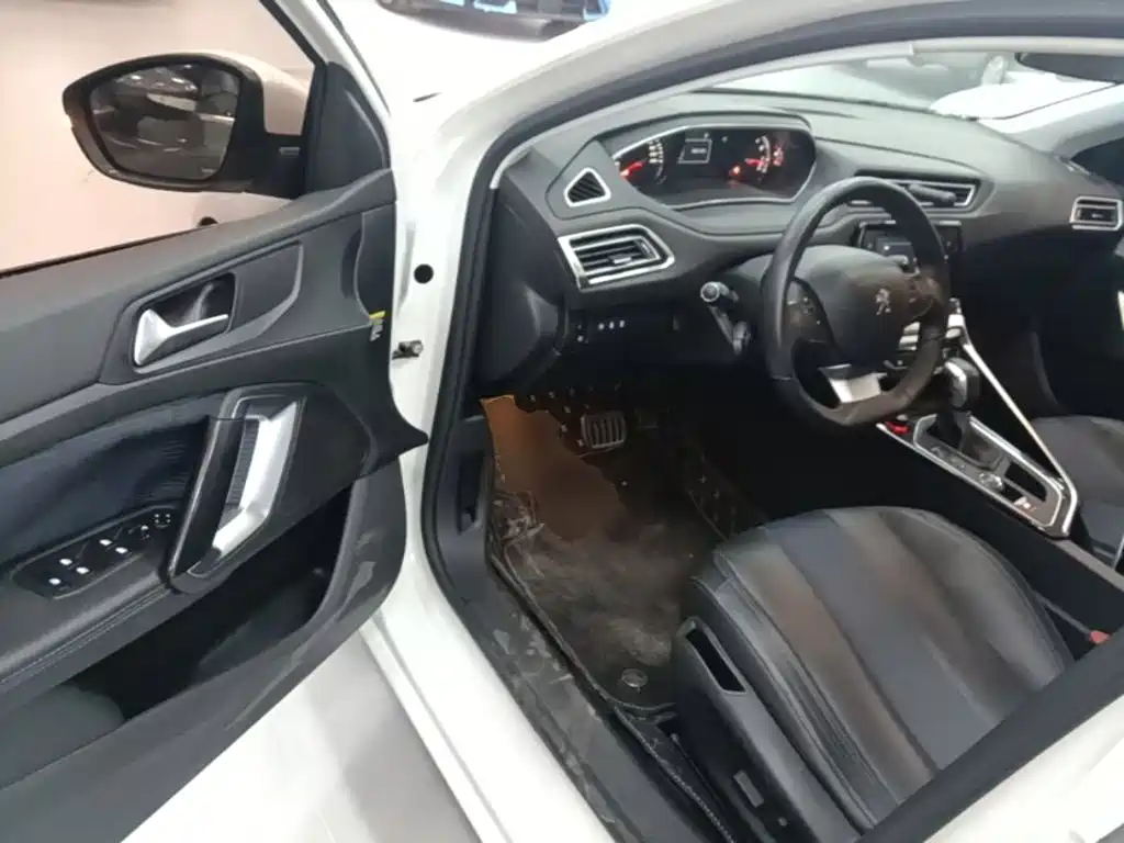 Peugeot 308 — миниатюра 16