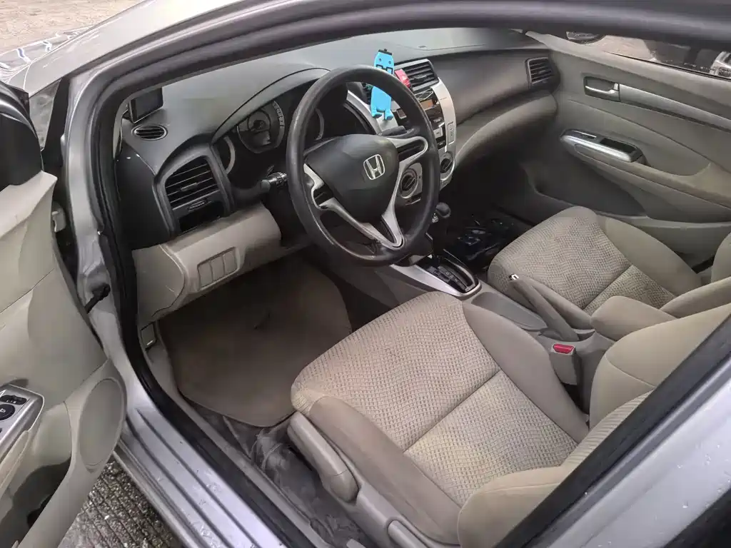 Honda City Classic — миниатюра 7