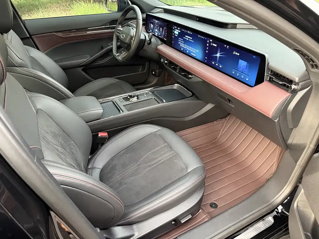Ford Mondeo — миниатюра 8