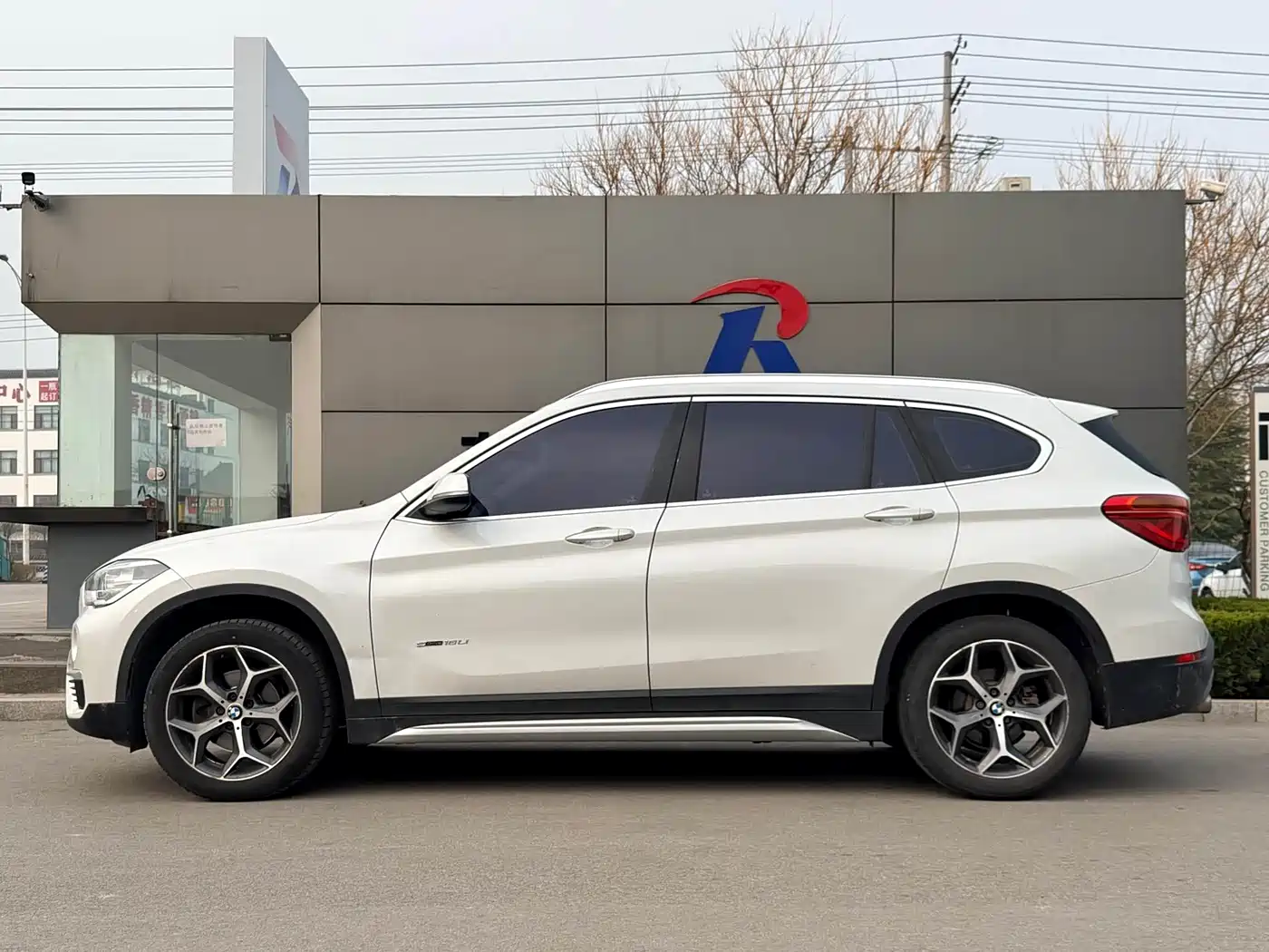 BMW X1
