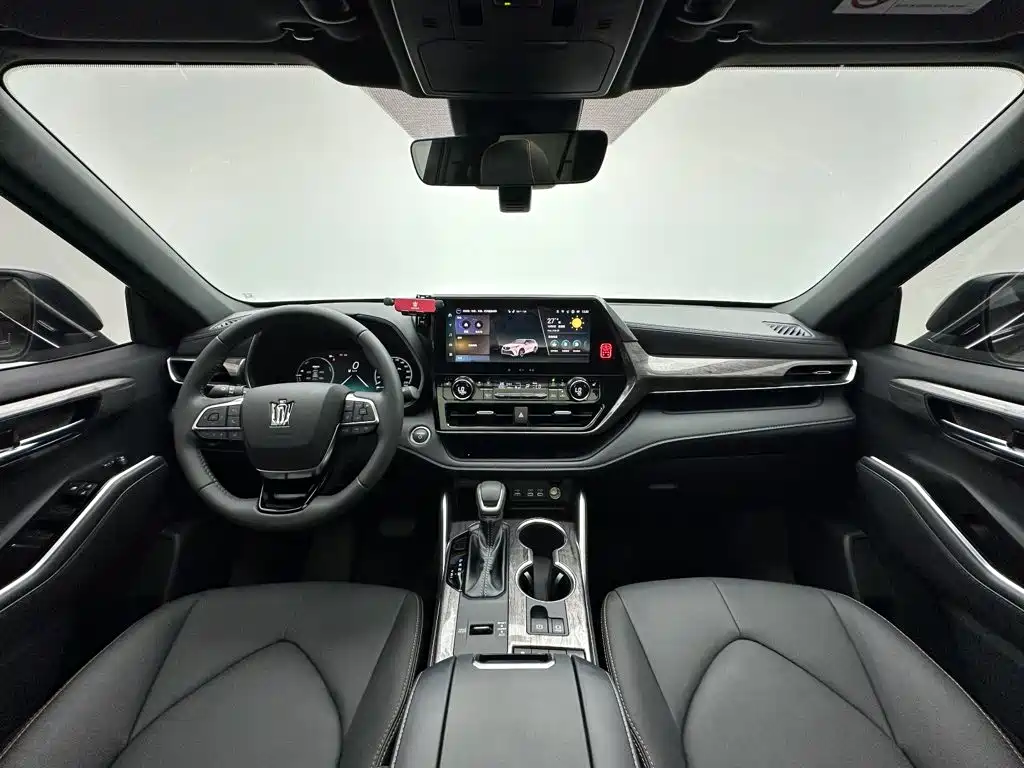 Toyota Crown Kluger — миниатюра 22