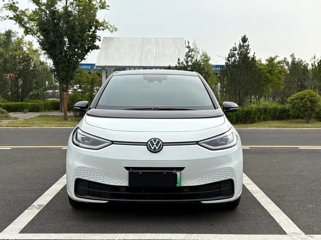 Volkswagen ID.3 — миниатюра 2