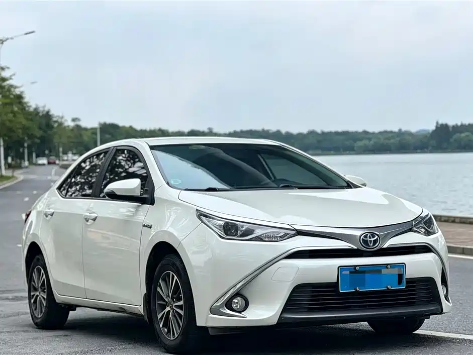 Toyota Corolla Levin 2016 1.8H GS E-CVT Elite