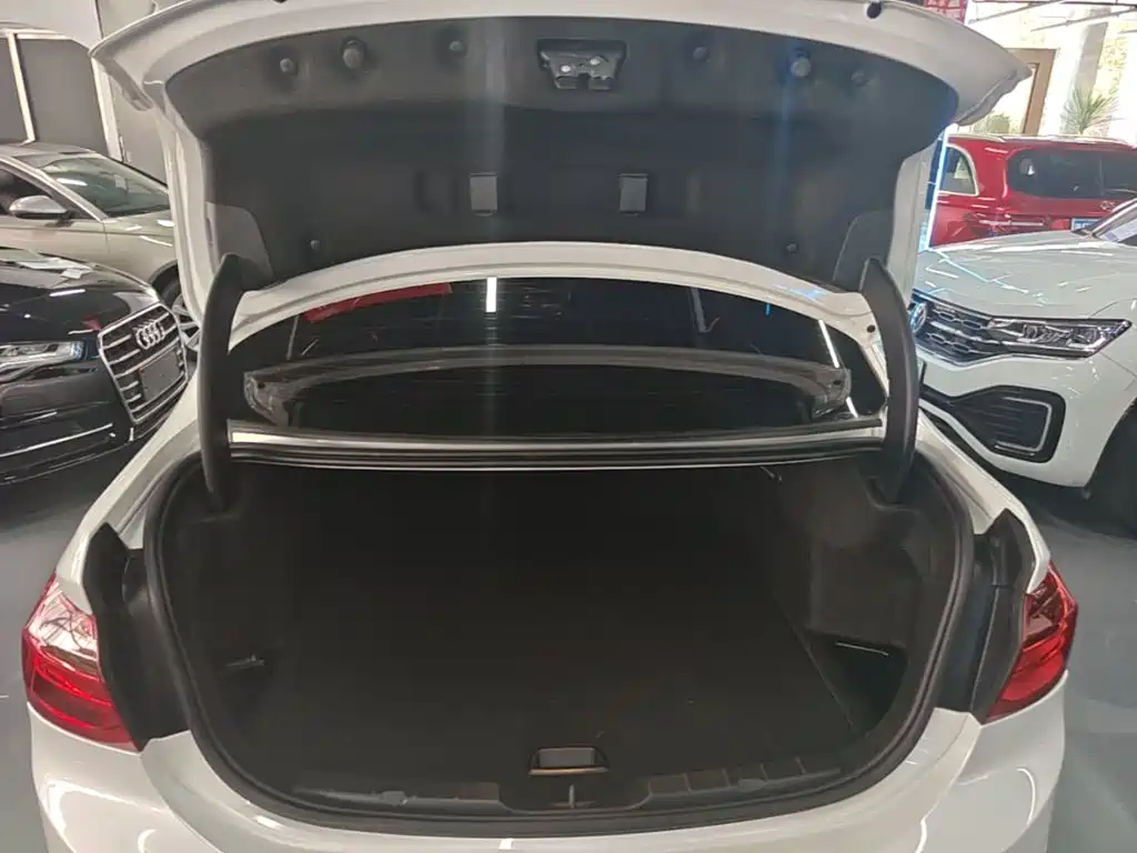 BMW 1 Series — миниатюра 19