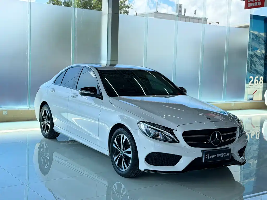 Mercedes-Benz C-Class — миниатюра 3