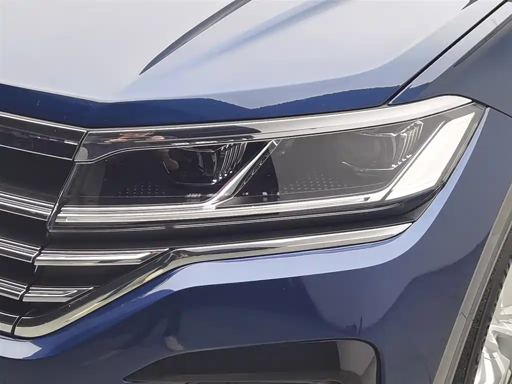 Volkswagen Touareg 2021 2.0TSI