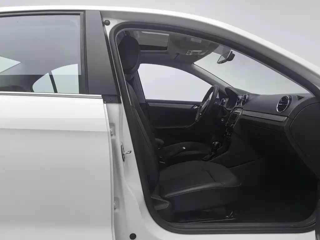 Volkswagen Jetta — миниатюра 23