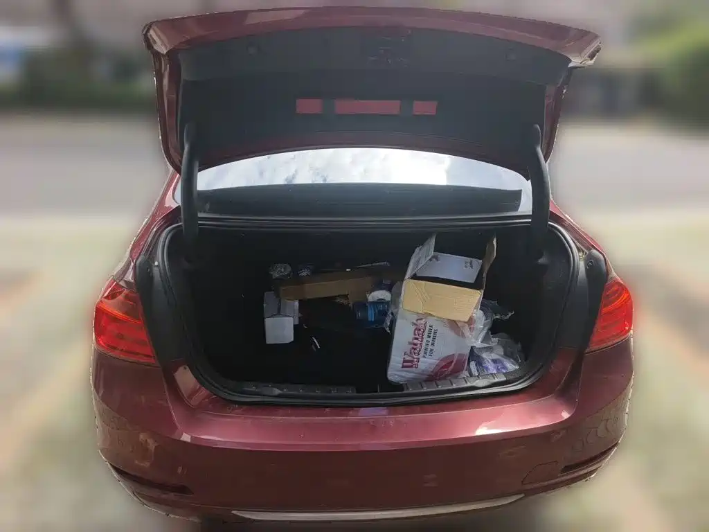 BMW 3 Series — миниатюра 10