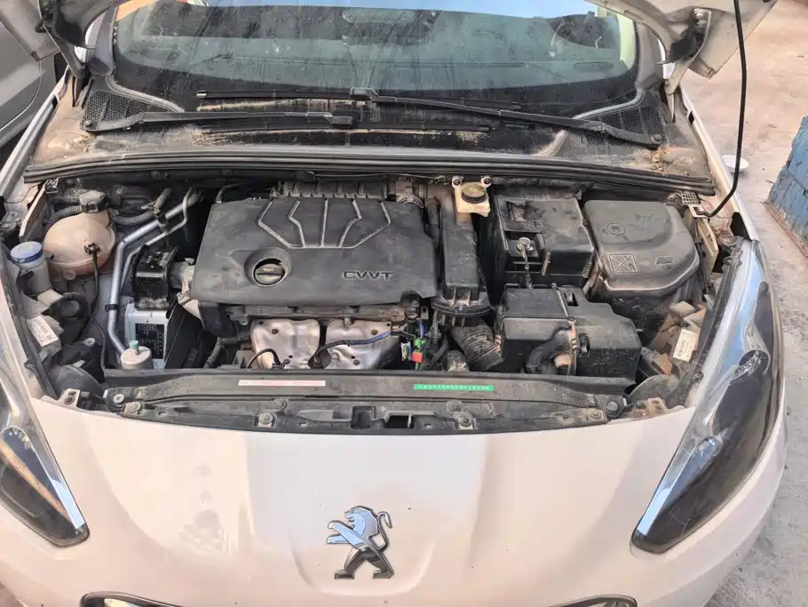Peugeot 308 — миниатюра 10