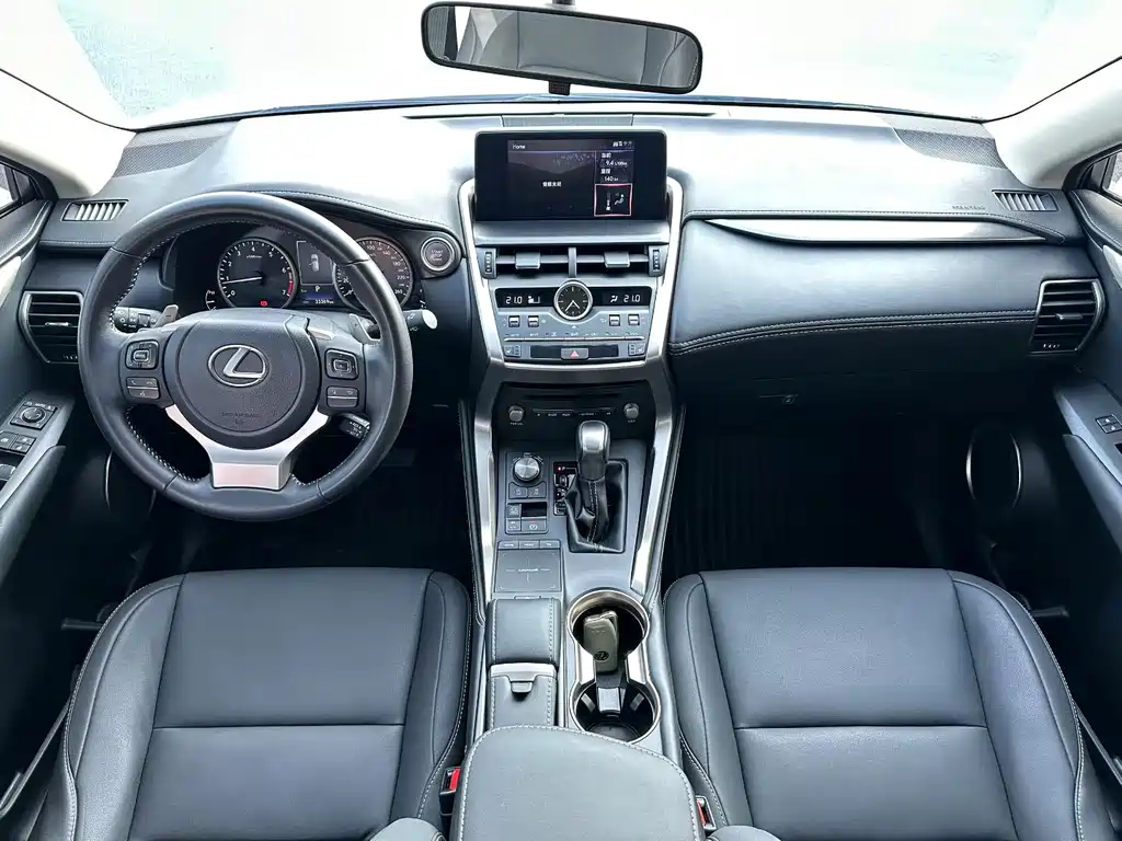 Lexus NX — миниатюра 4