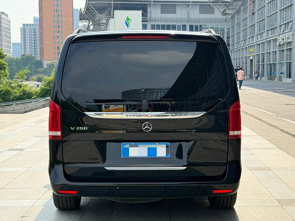 Mercedes-Benz V-Class — миниатюра 5