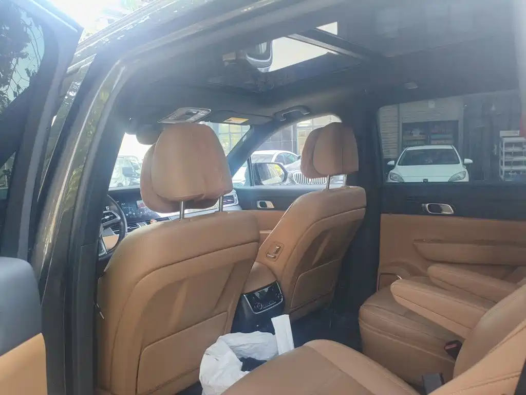 Li Auto Li ONE — миниатюра 14
