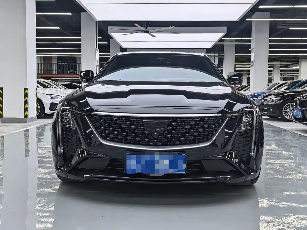 Cadillac CT5 — миниатюра 2
