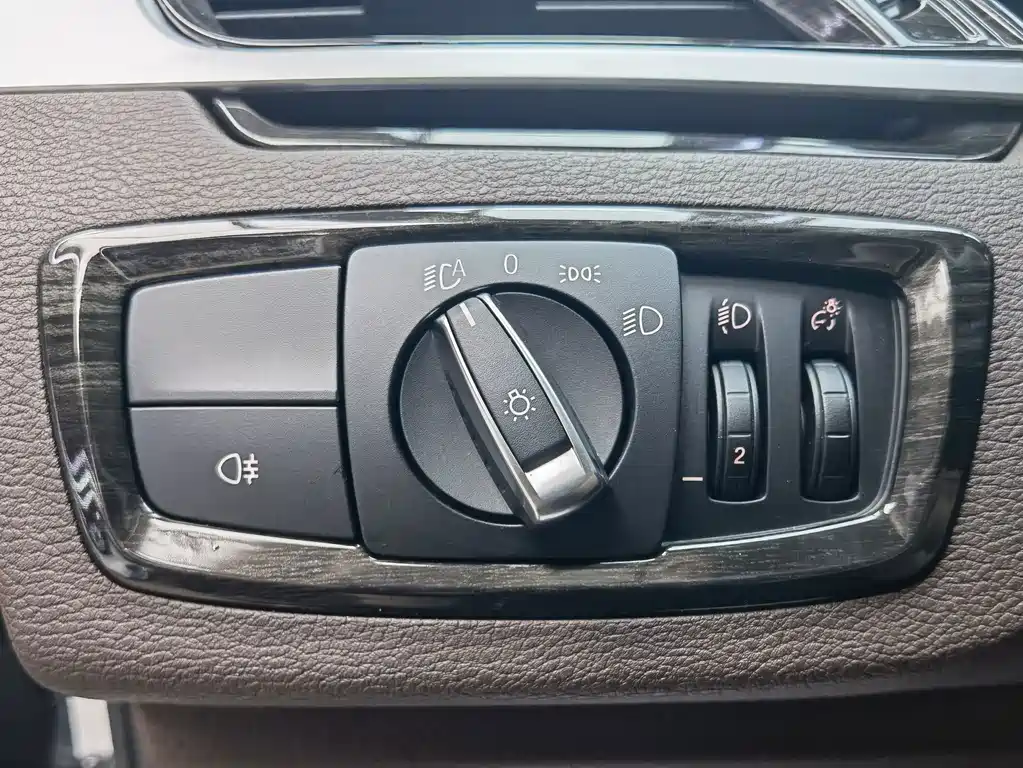 BMW X1 — миниатюра 14