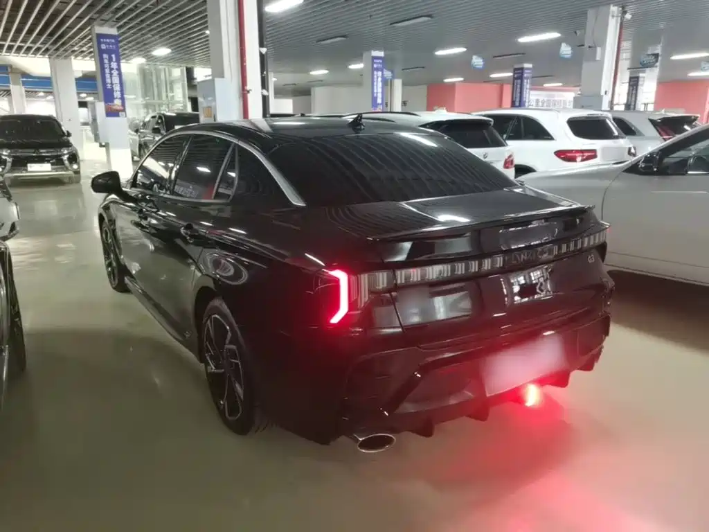 Lynk & Co 03 — миниатюра 5
