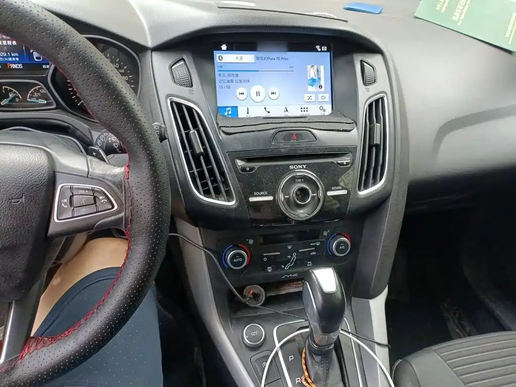 Ford Focus — миниатюра 6