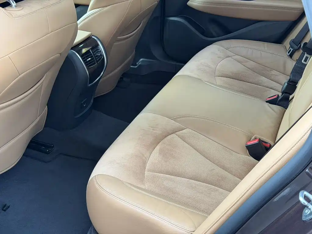 Buick LaCrosse — миниатюра 11