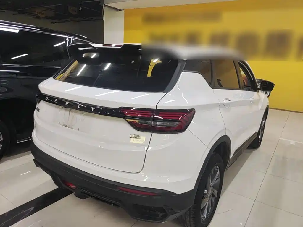 Geely Binyue — миниатюра 7
