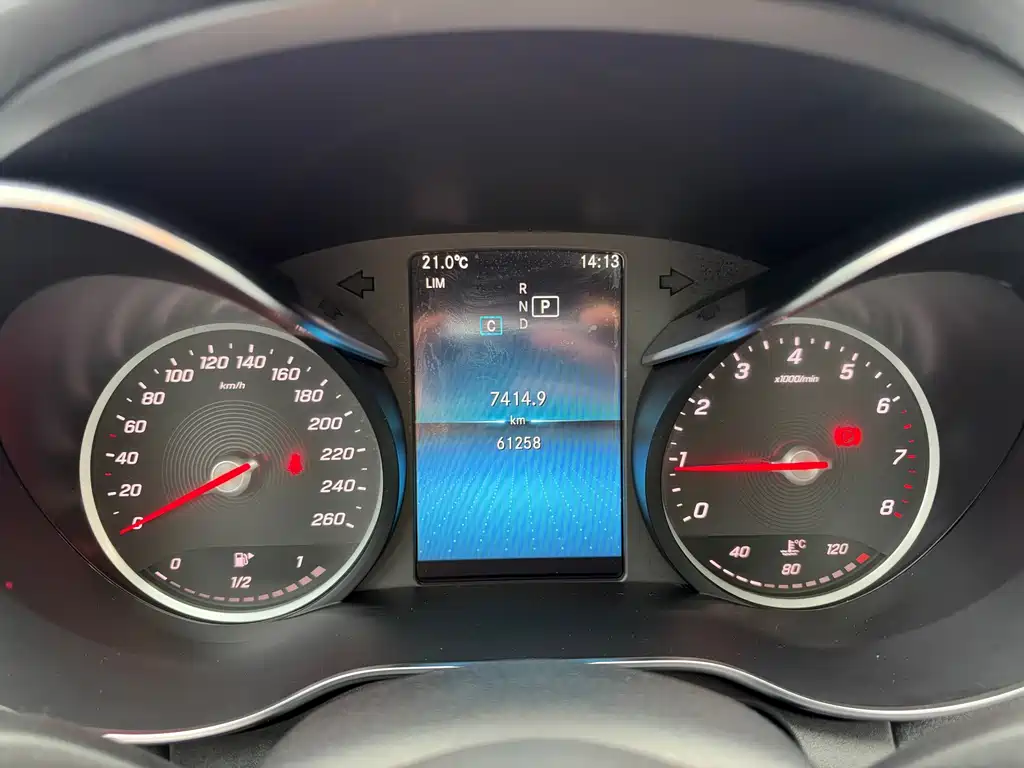 Mercedes-Benz C-Class — миниатюра 23