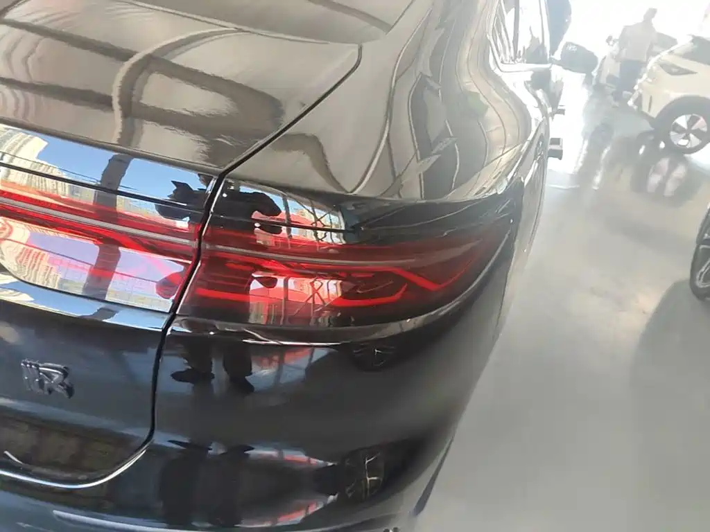 BYD Han — миниатюра 8